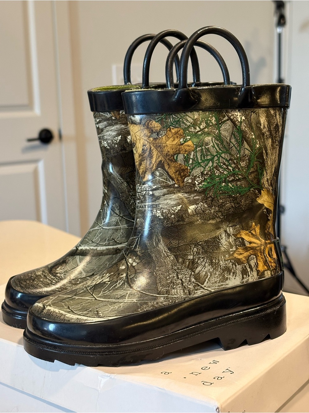 Magellan Outdoors Toddler Realtree Rubber Boot